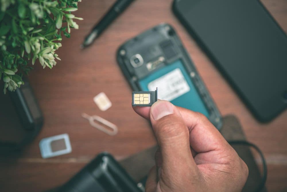 eSIM vs Physical SIM: Complete Guide for Travelers