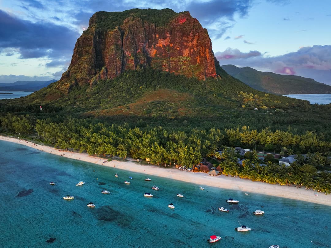 Why South Africans Need a Mauritius Travel eSIM