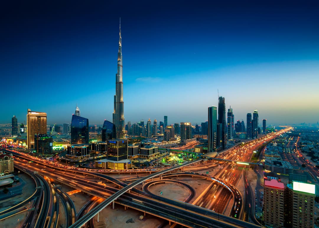 Dubai eSIM guide: what works and what's blocked | KnowRoaming