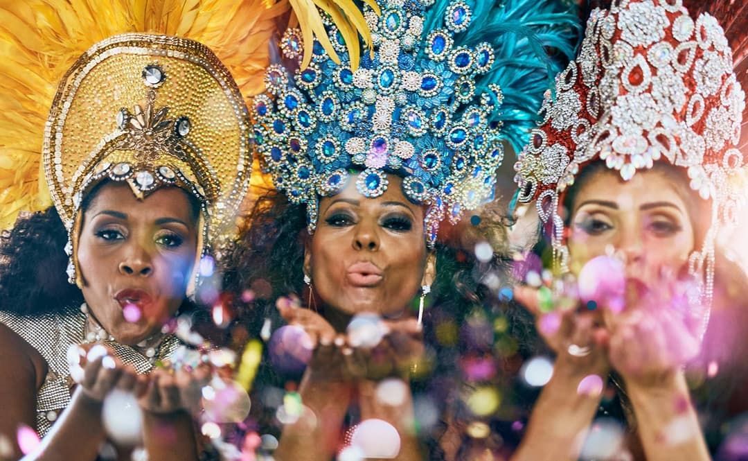 Experience the Magic of Mardi Gras with Worry-Free Connectivity
